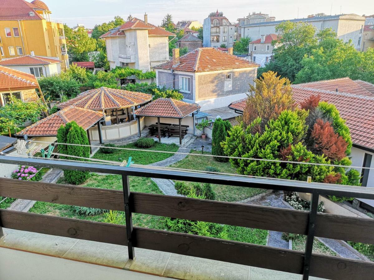 Guestrooms Stoyanovi Chernomorets Buitenkant foto