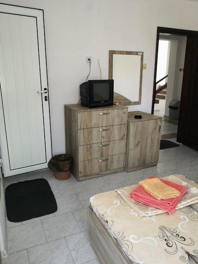 Guestrooms Stoyanovi Chernomorets Buitenkant foto