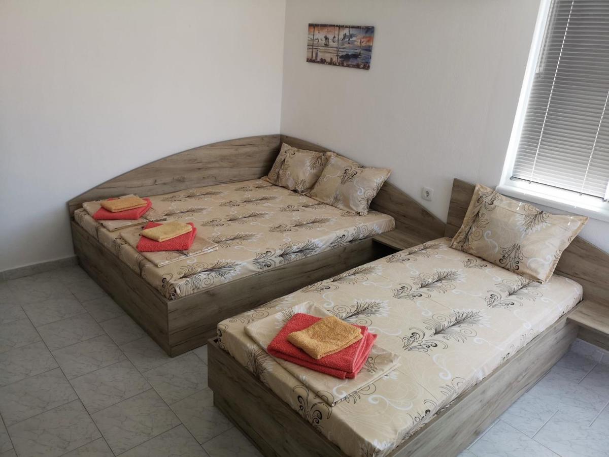 Guestrooms Stoyanovi Chernomorets Buitenkant foto